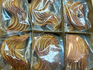 Сыр Чечил паутинка (зелень чеснок)  500 гр.: Ресторанные гренки с морской солью