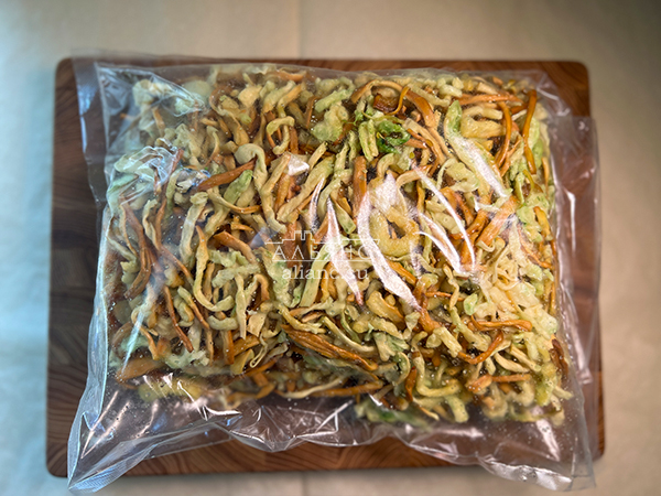 Нитка ЖАРЕНАЯ "Васаби" Oktobersnack 1 кг (сырный продукт) в Пятигорске