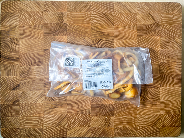 Сыр 150 гр ГОРНЫЙ СЫРОВАР (Ассорти копчёный) в Пятигорске