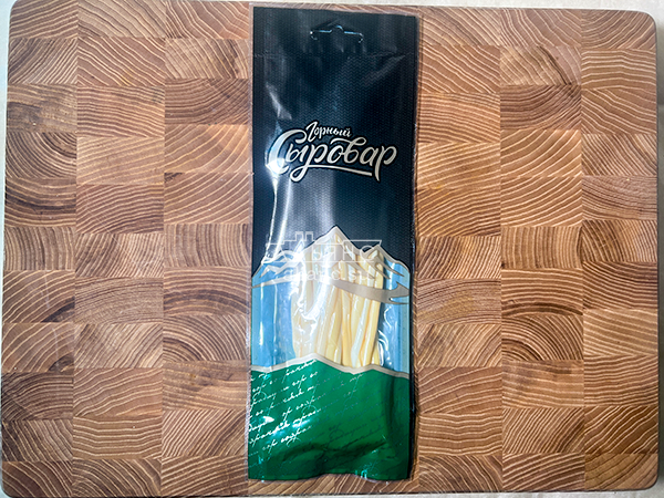 Сыр 60 гр ГОРНЫЙ СЫРОВАР (Нити копчёные) в Пятигорске